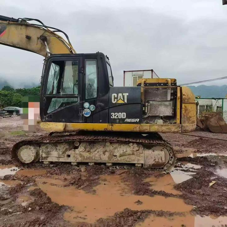 Buy Caterpillar 320D Used Excavator / 1