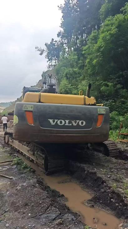 Buy Volvo EC360BL Used Excavator / 1