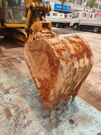 Buy Komatsu PC60-8 Used Excavator / 9 Buy Komatsu PC60-8 Used Excavator / 9