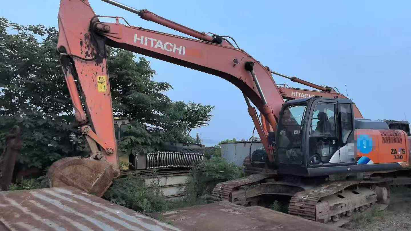 Buy Hitachi ZX240-5A Used Excavator / 6