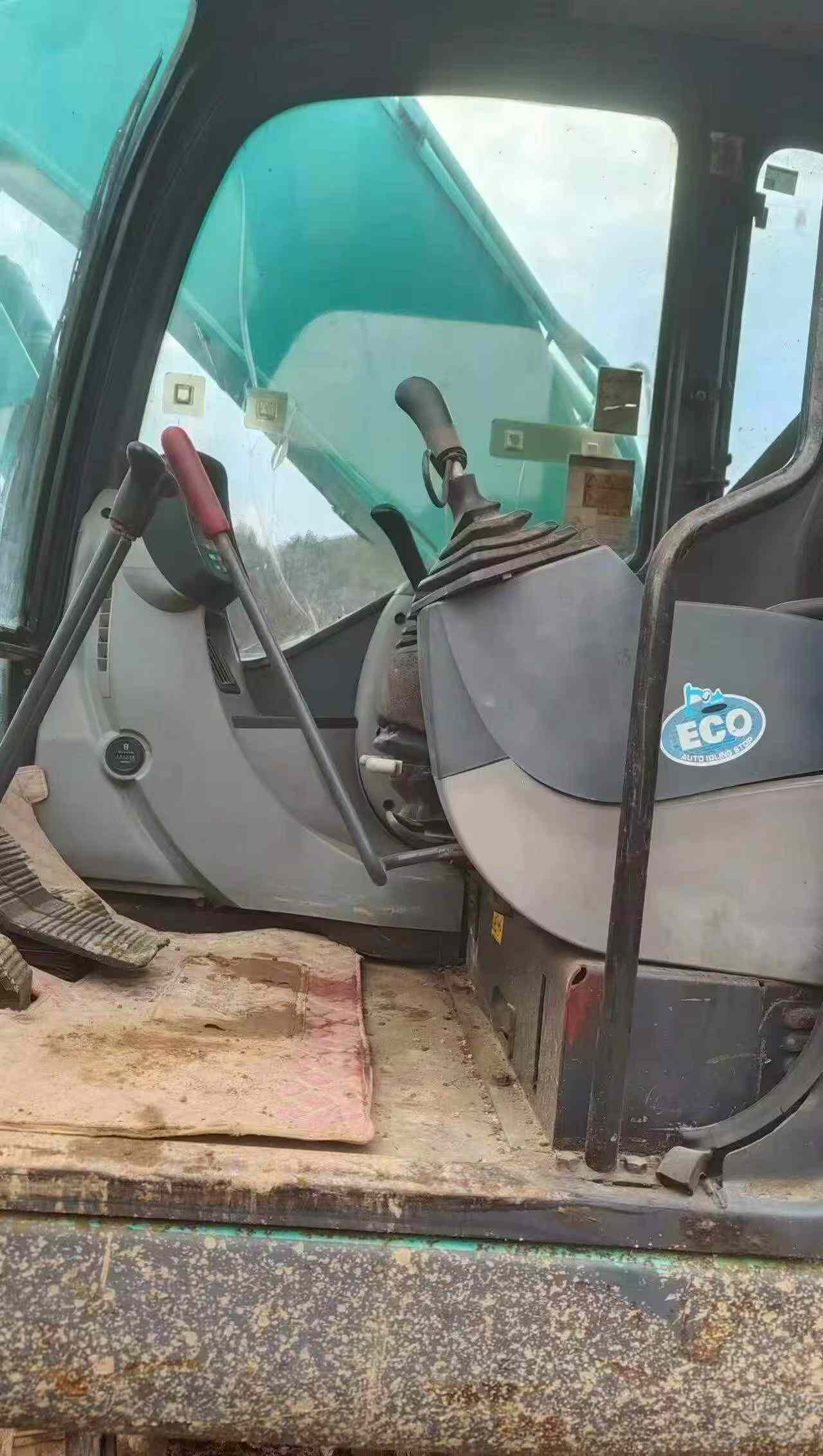 Buy Kobelco SK210 Used Excavator / 3