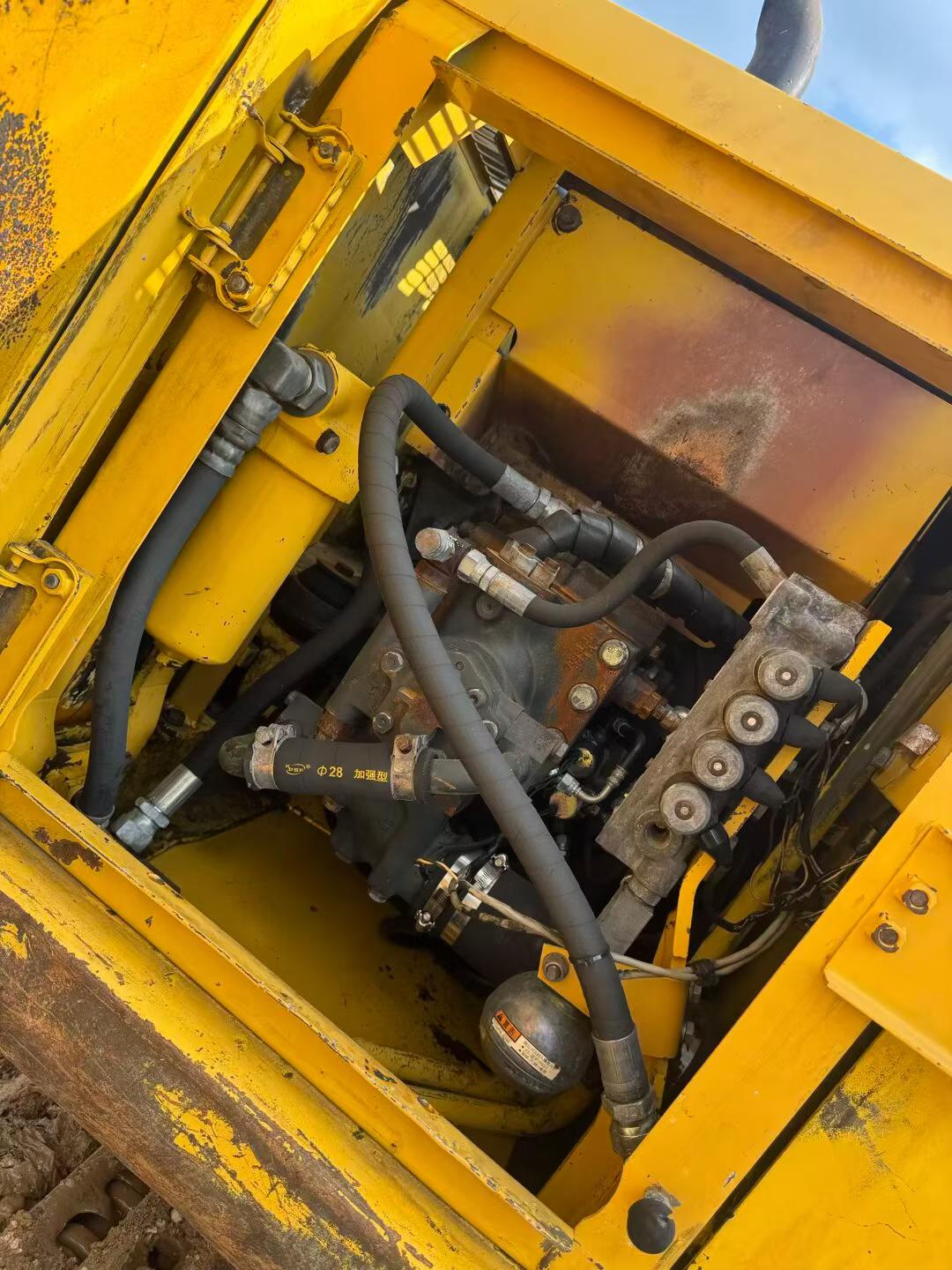Buy Komatsu PC100-6E Used Excavator / 6