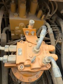 Buy Sany SY200C Used Excavator / 6 Buy Sany SY200C Used Excavator / 6