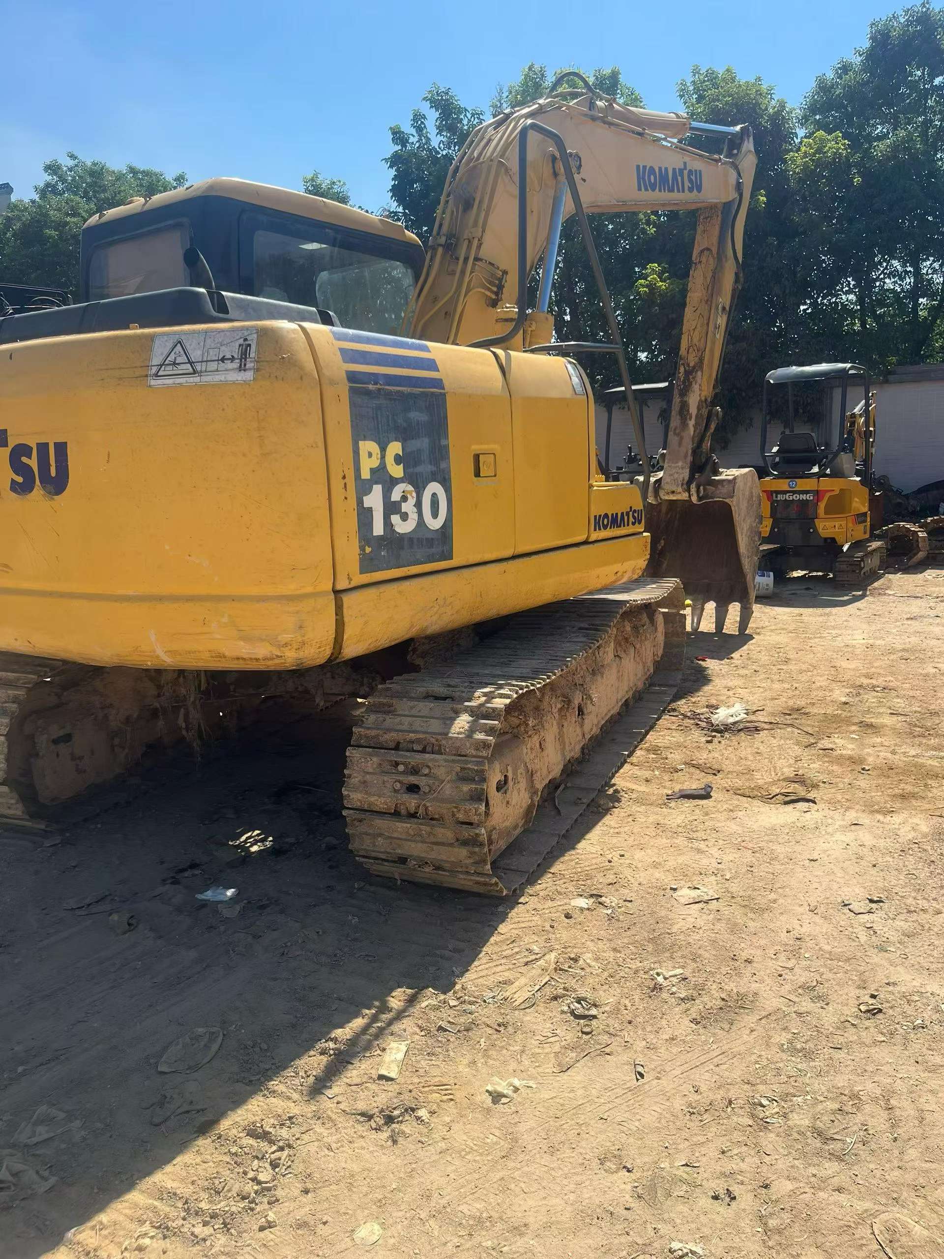 Buy Komatsu PC130-7 Used Excavator / 2