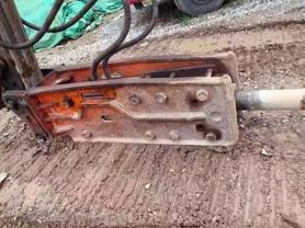 Buy Komatsu PC210-6 Used Excavator / 8 Buy Komatsu PC210-6 Used Excavator / 8