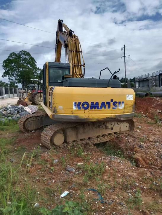 Buy Komatsu PC210 Used Excavator / 1