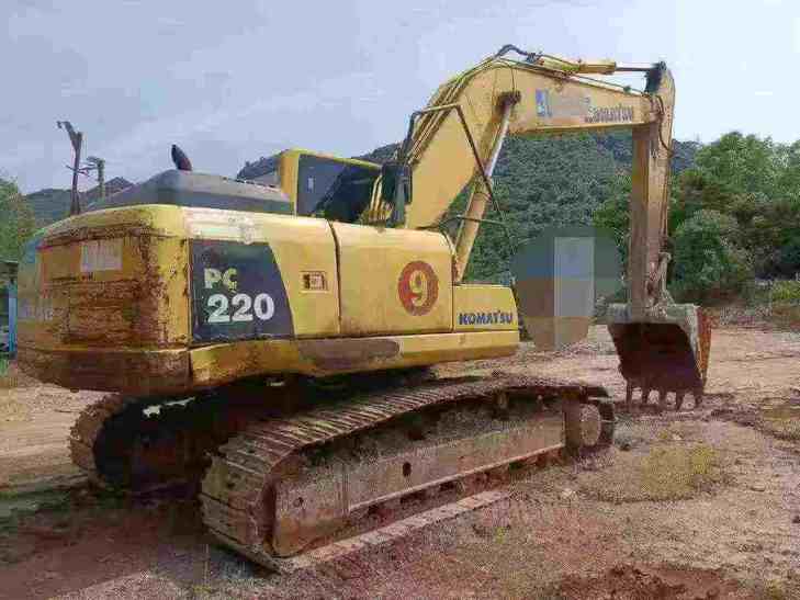 Buy Komatsu PC200-8 Used Excavator / 1