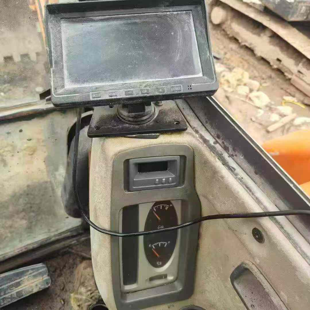 Buy Doosan DH80 Used Excavator / 3