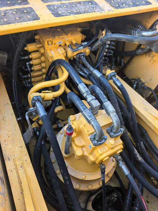 Buy Komatsu PC360-7 Used Excavator / 1