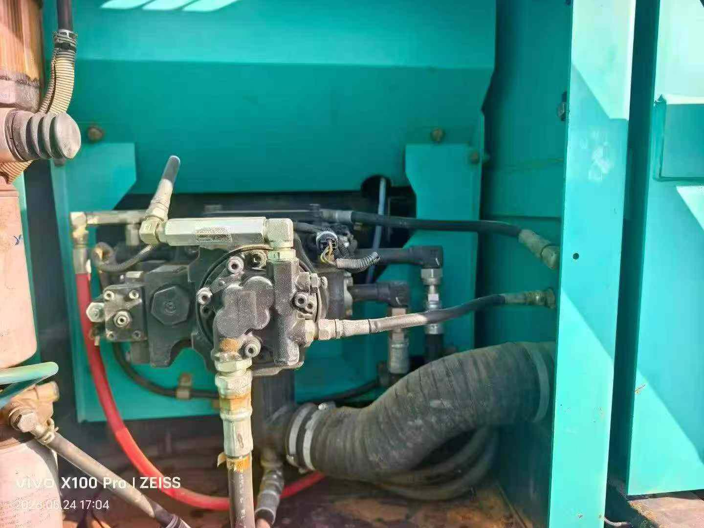 Buy Kobelco SK140 Used Excavator / 7