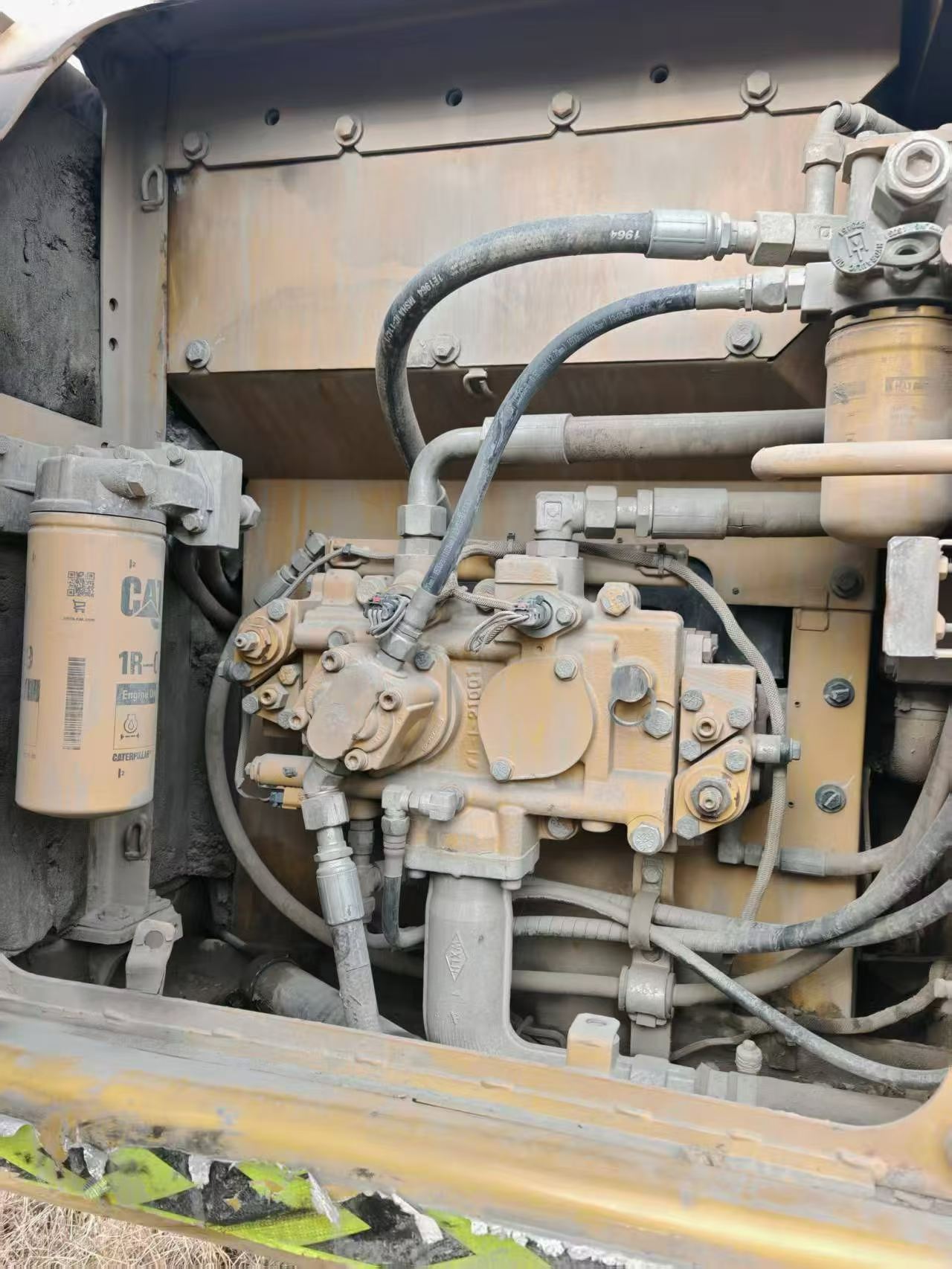 Buy Caterpillar M318 Used Excavator / 6