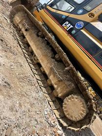 Buy Caterpillar 320V2 Used Excavator / 5 Buy Caterpillar 320V2 Used Excavator / 5
