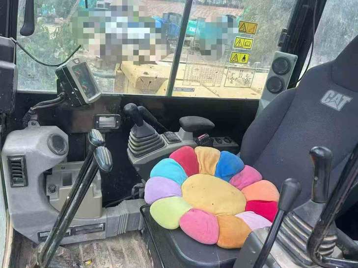 Buy Caterpillar 305.5 Used Excavator / 1