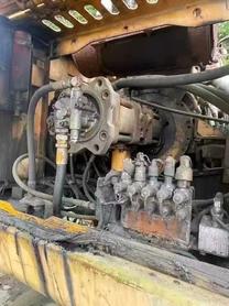 Buy Hyundai R200-5 Used Excavator / 4 Buy Hyundai R200-5 Used Excavator / 4