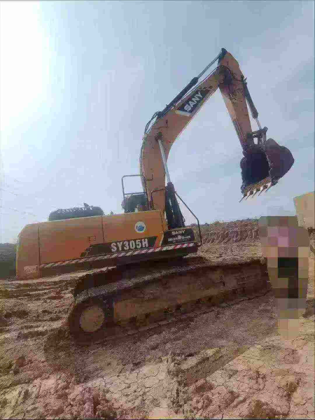 Buy Sany SY245H Used Excavator / 2
