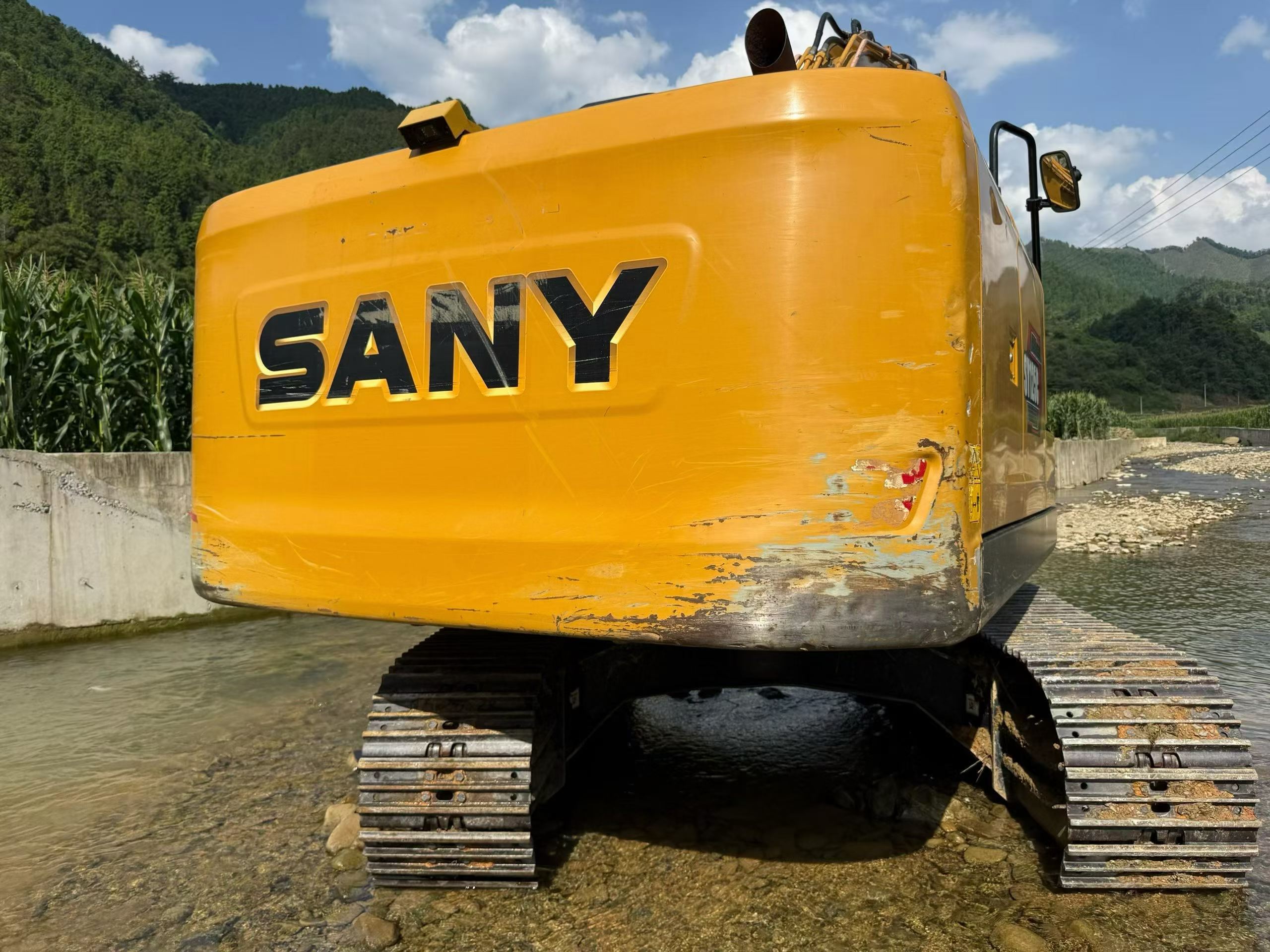 Buy Sany SY125C Used Excavator / 2