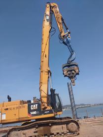 Buy Caterpillar 345B Used Excavator / 2 Buy Caterpillar 345B Used Excavator / 2