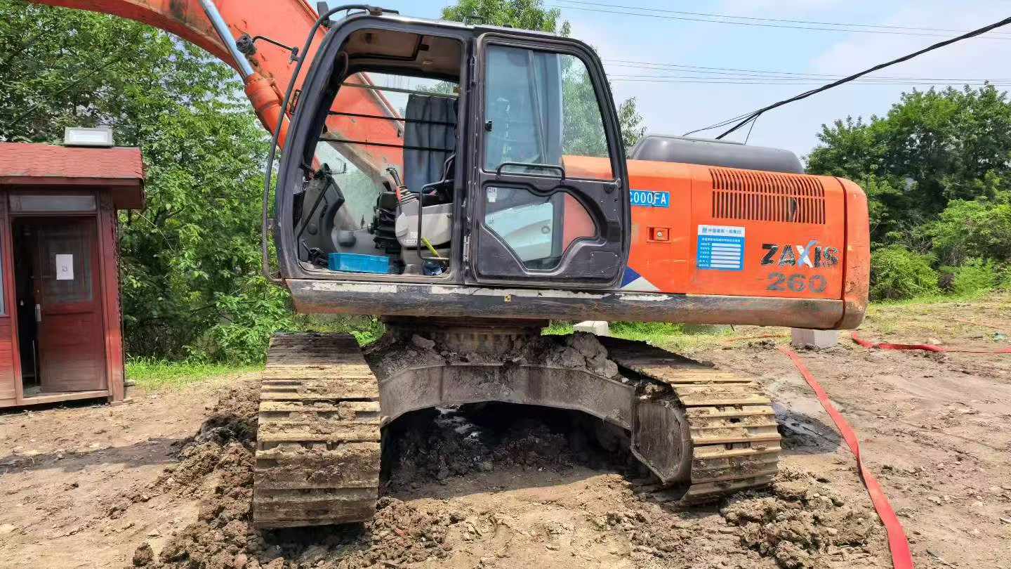 Buy Hitachi ZX240-5A Used Excavator / 7