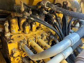 Buy Caterpillar 330B Used Excavator / 5 Buy Caterpillar 330B Used Excavator / 5