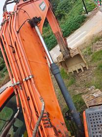 Buy Doosan DH215-7 Used Excavator / 5 Buy Doosan DH215-7 Used Excavator / 5