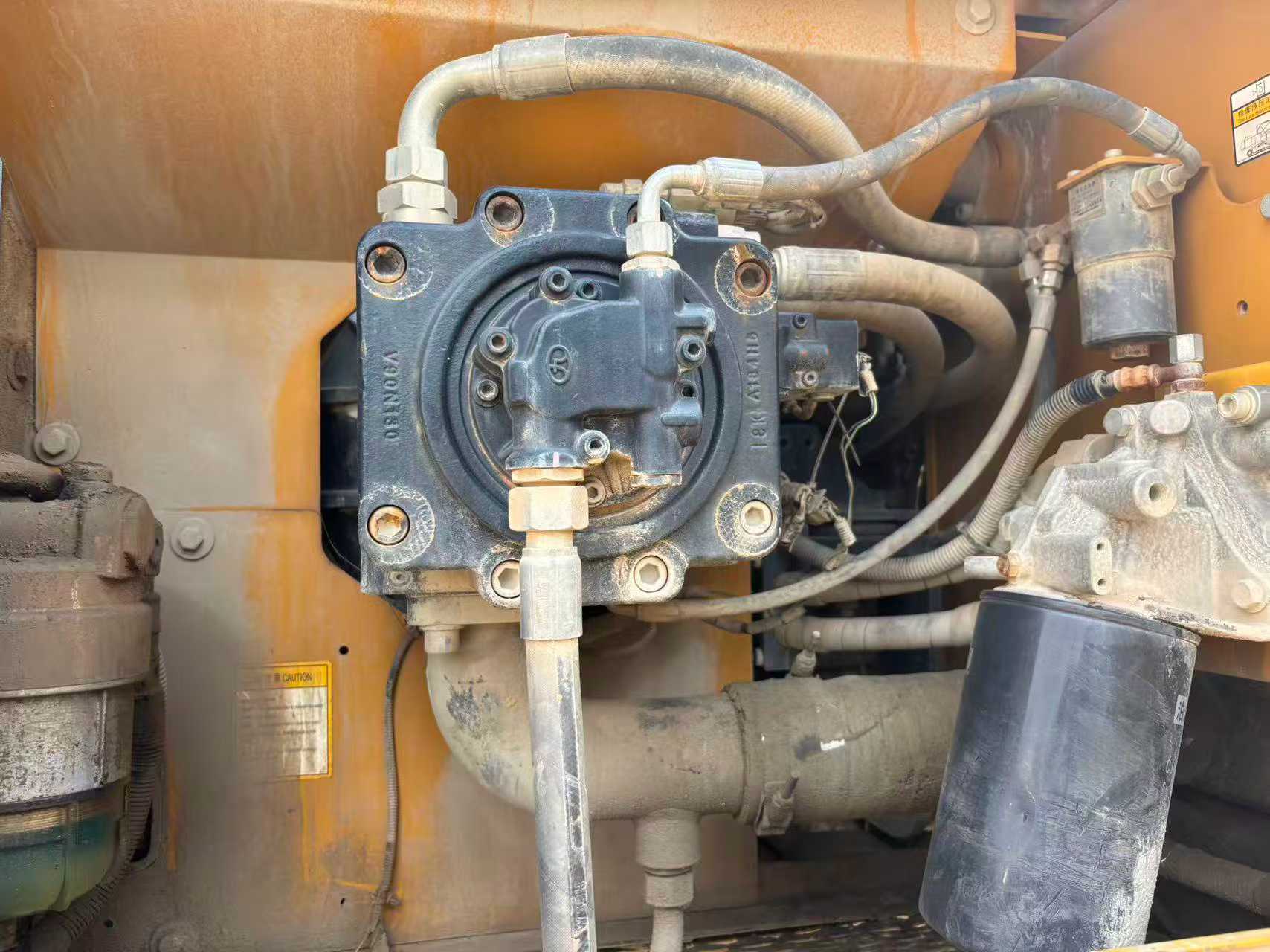 شراء حفارة Sany SY205C مستعملة / 2