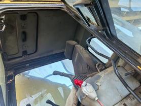 Buy Komatsu PC220-7 Used Excavator / 7 Buy Komatsu PC220-7 Used Excavator / 7