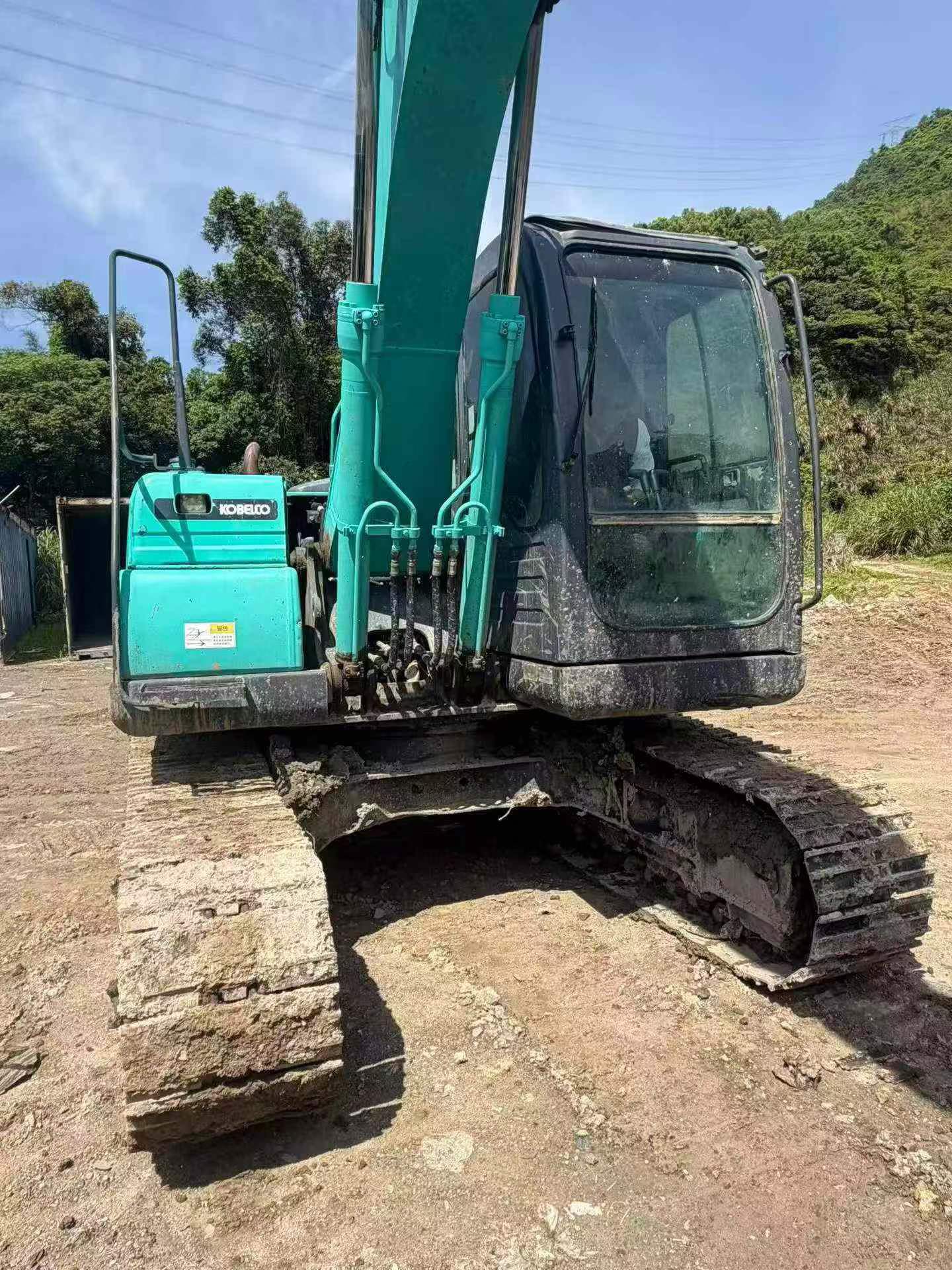 Buy Kobelco SK140 Used Excavator / 2