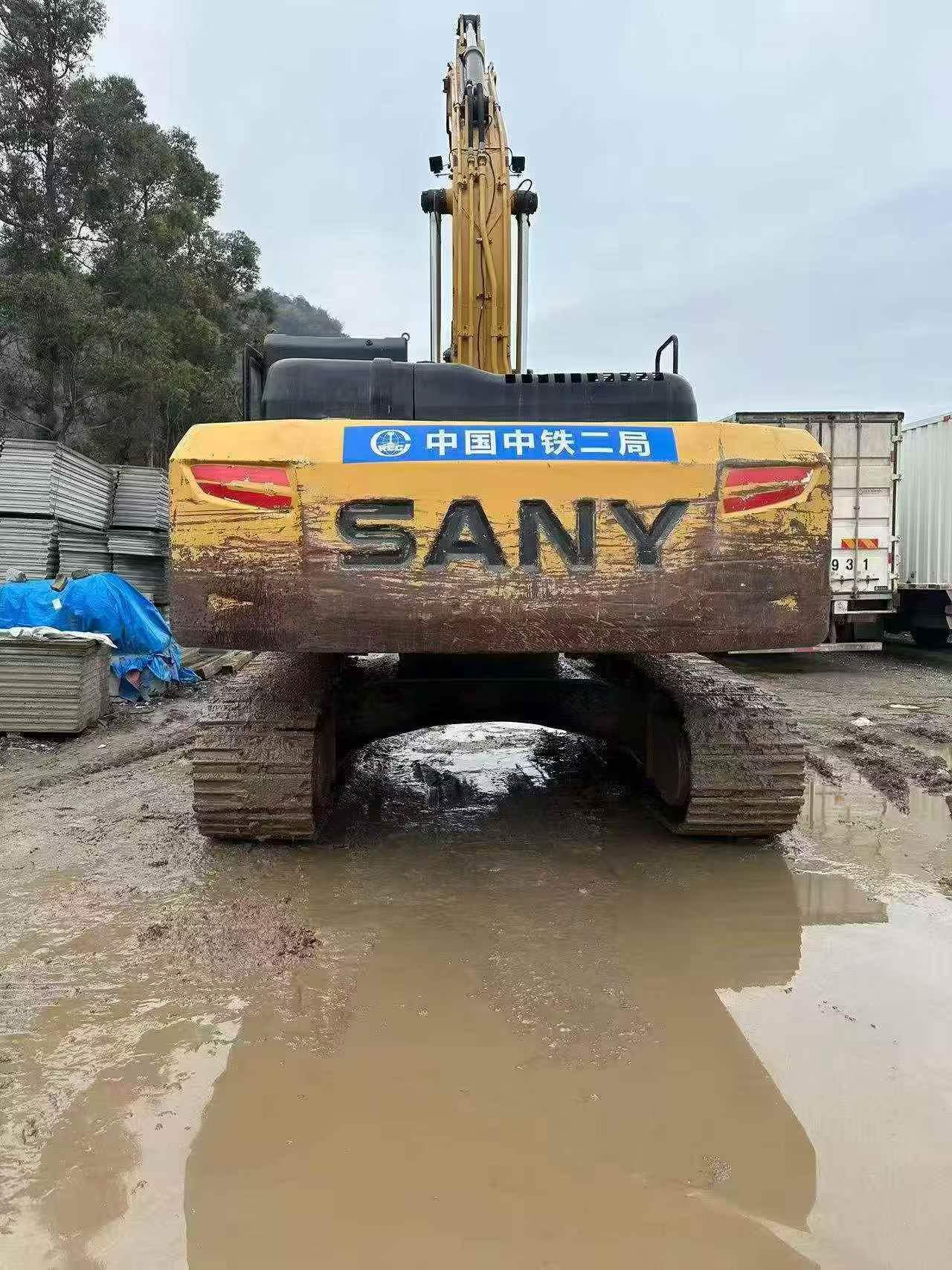 Buy Sany SY245H Used Excavator / 3
