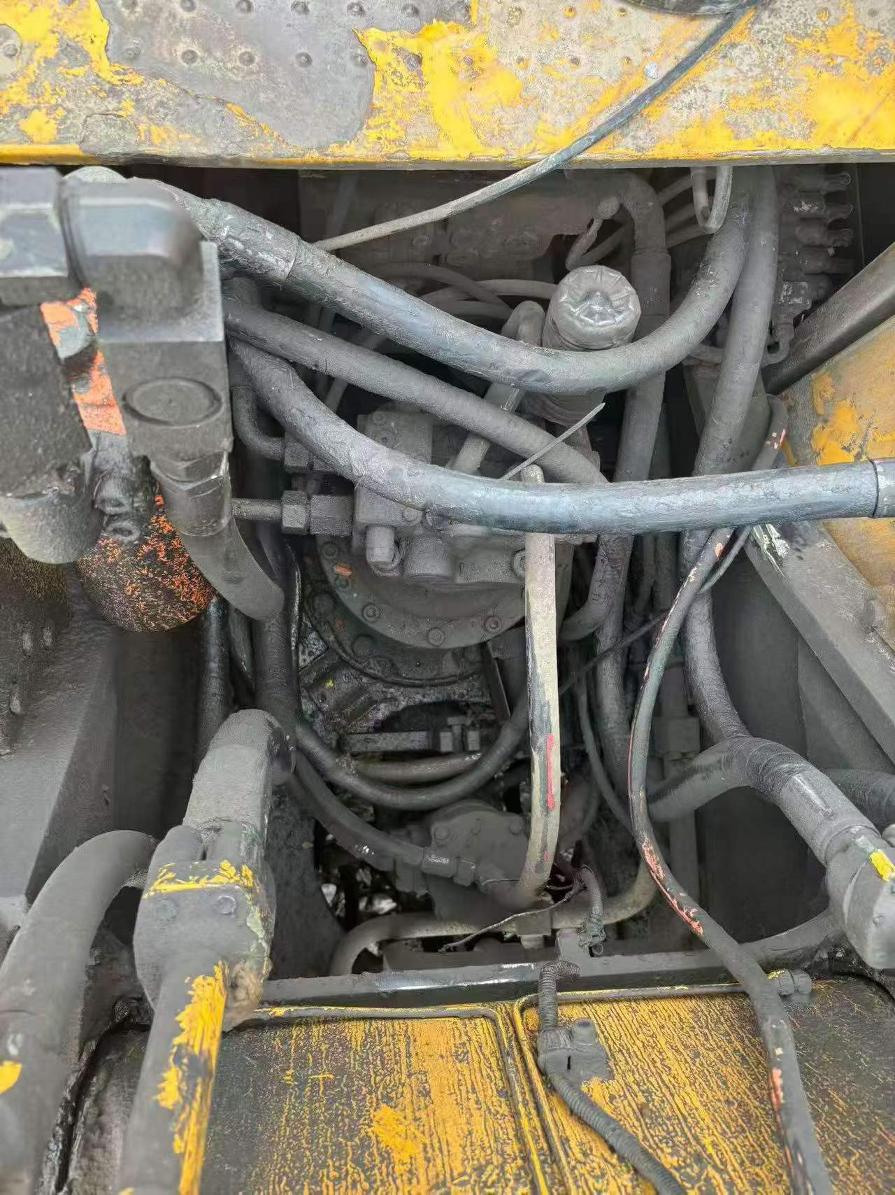 Buy Sany SY200C Used Excavator / 3