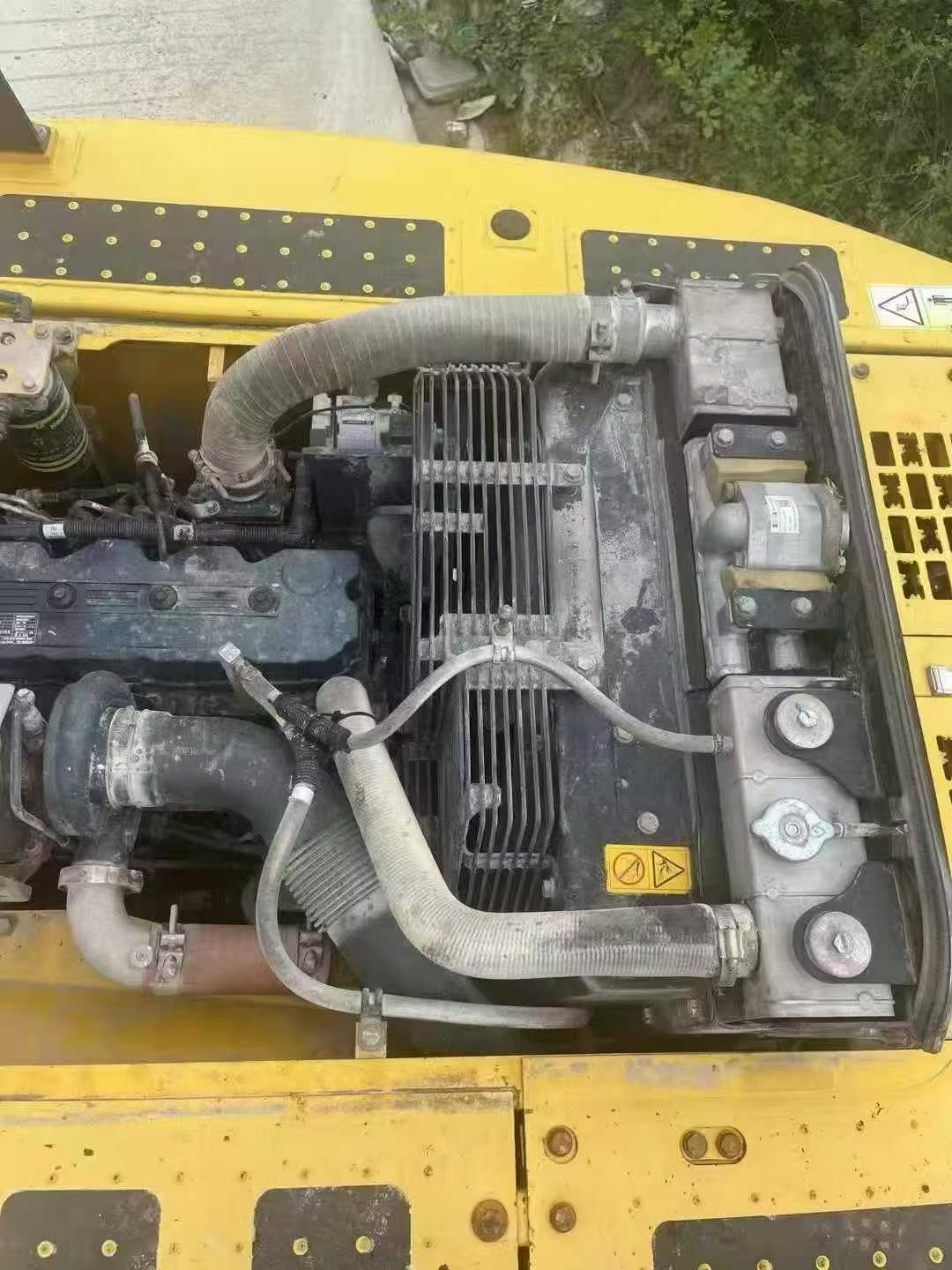Buy Komatsu PC210-8 Used Excavator / 3