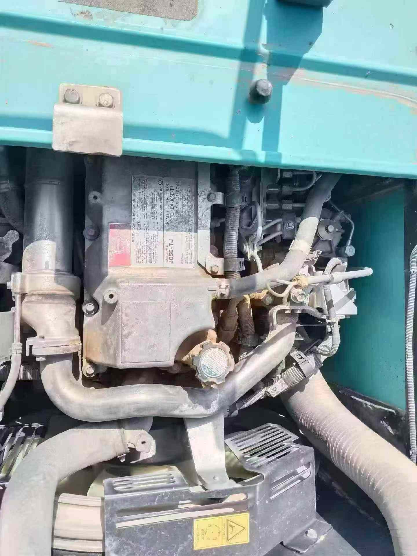 Buy Kobelco SK200-2 Used Excavator / 3