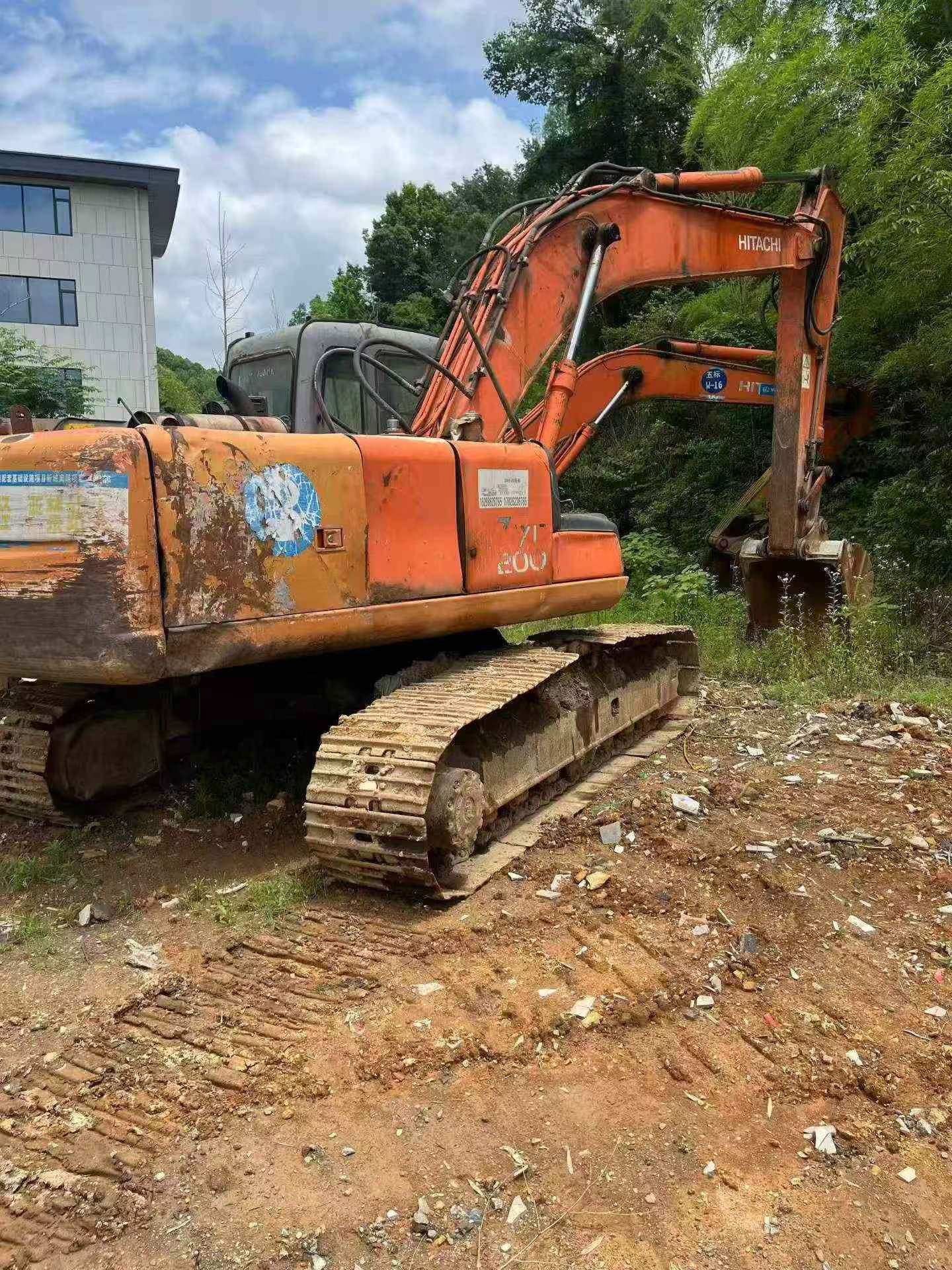 Buy Hitachi ZX200-6 Used Excavator / 2