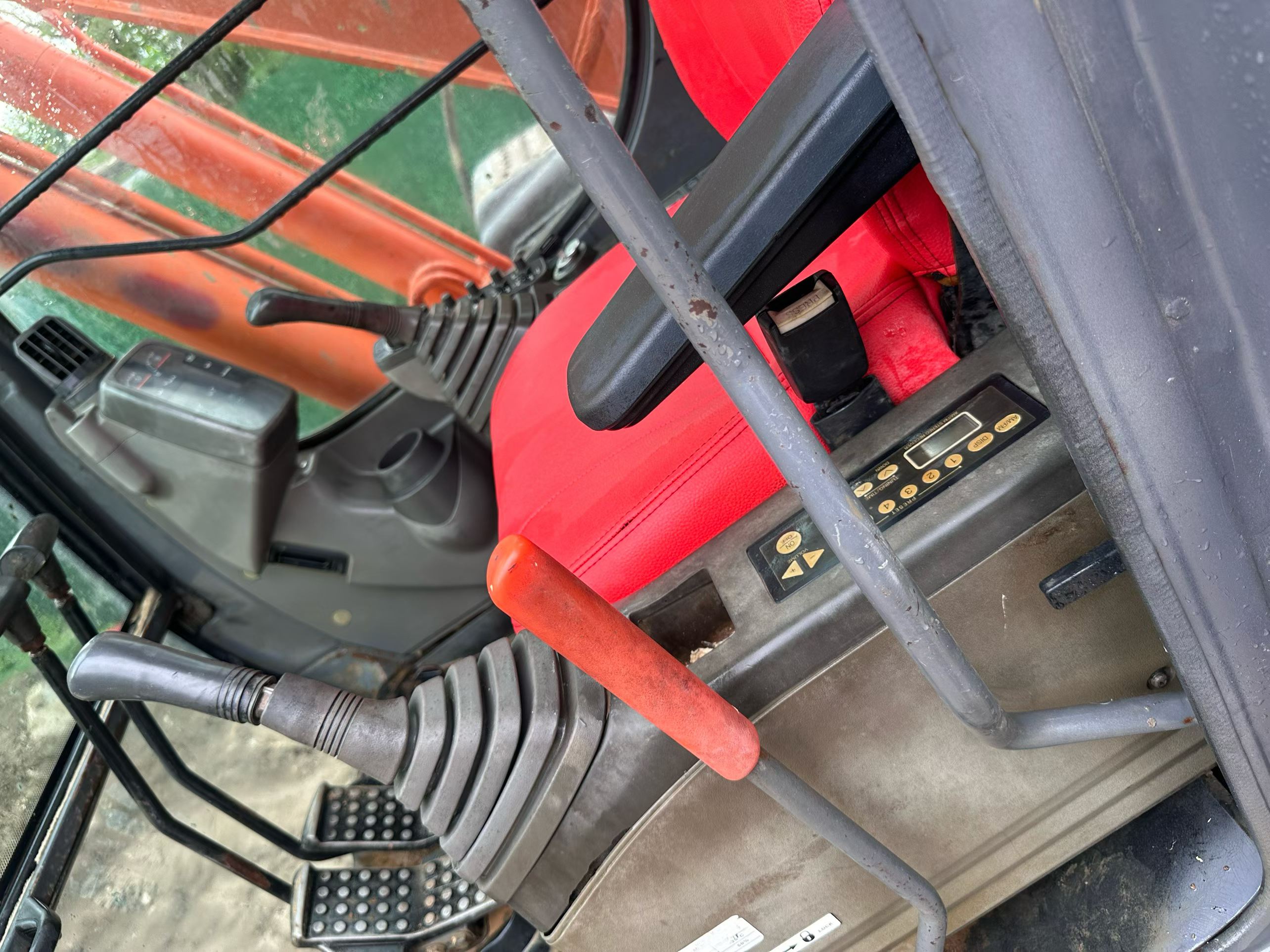 Buy Hitachi EX200 Used Excavator / 5
