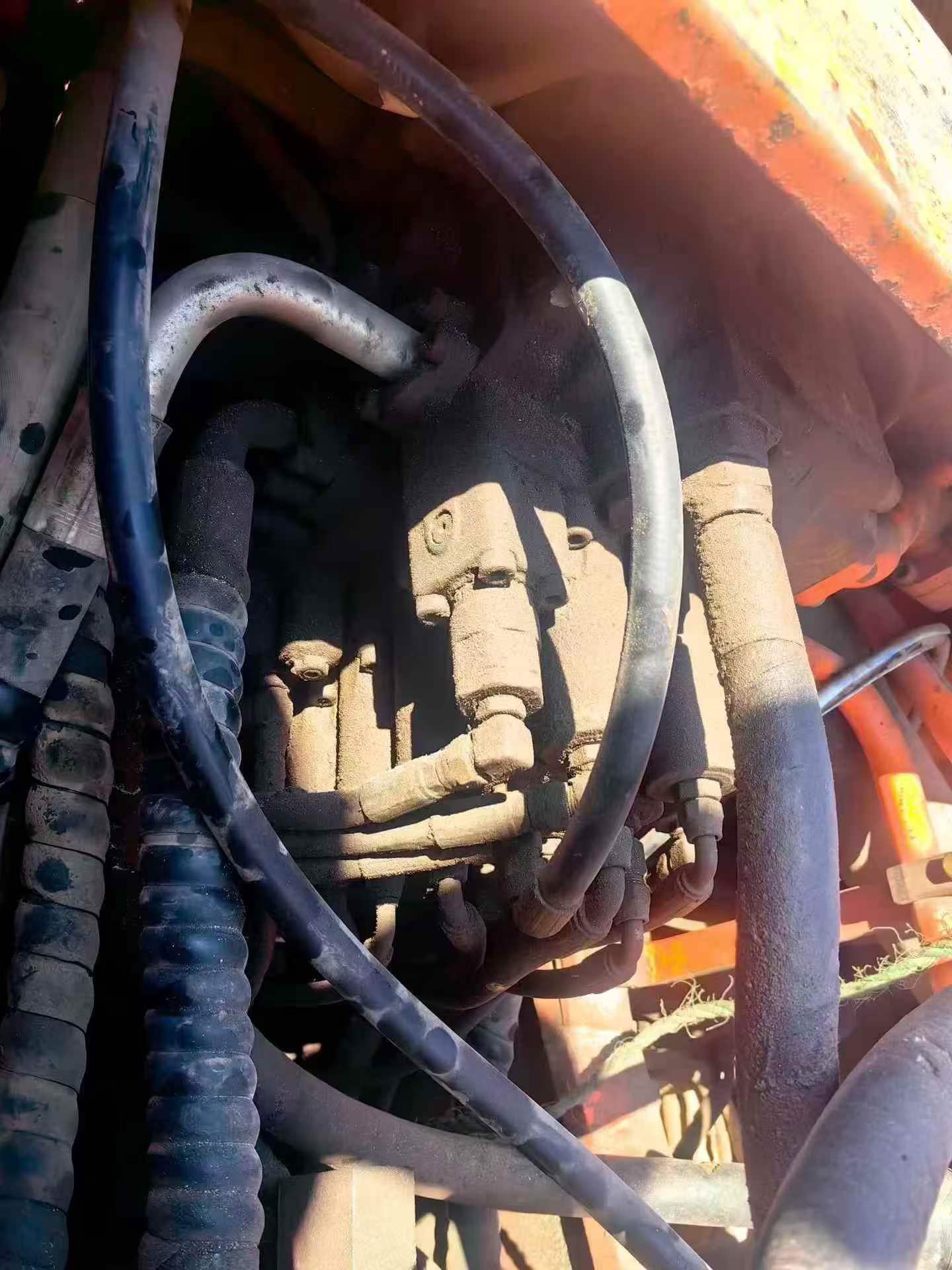 شراء حفارة Doosan DX260LC مستعملة / 7