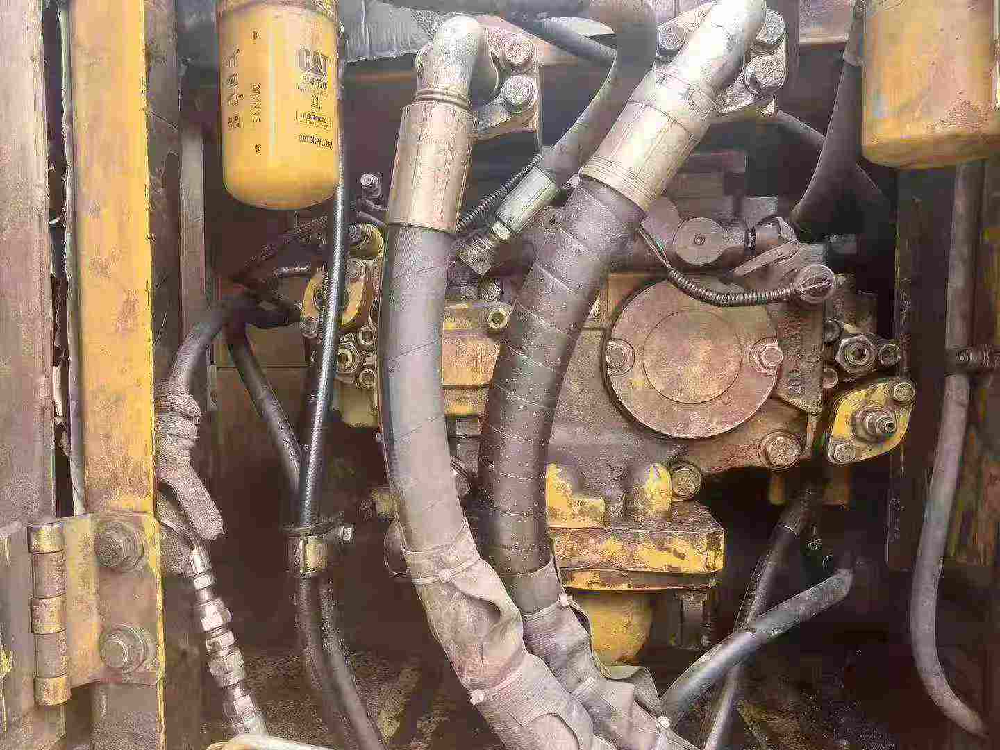 Buy Caterpillar 320D Used Excavator / 6