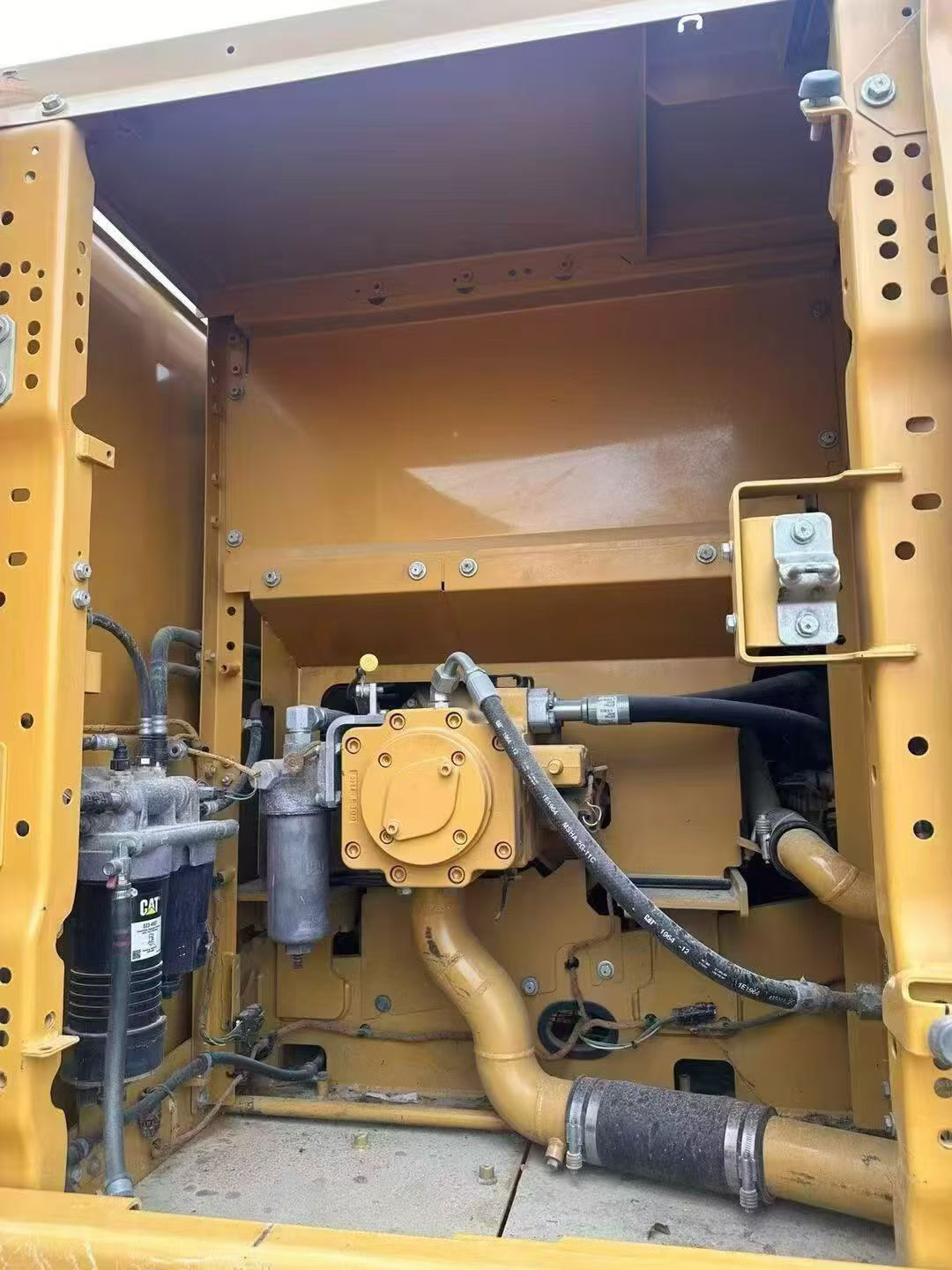 Buy Caterpillar 320GC Used Excavator / 6