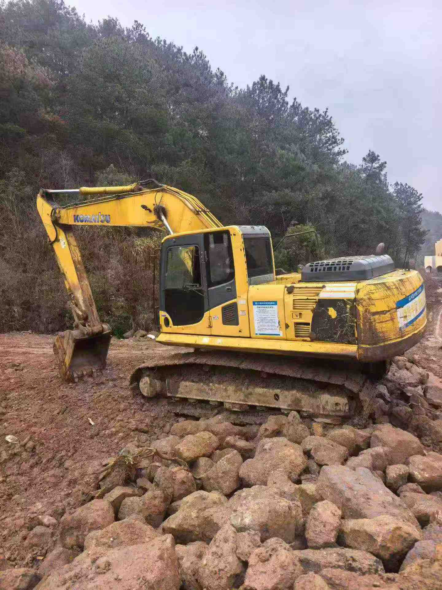 Buy Komatsu PC200-8 Used Excavator / 3 Buy Komatsu PC200-8 Used Excavator / 3