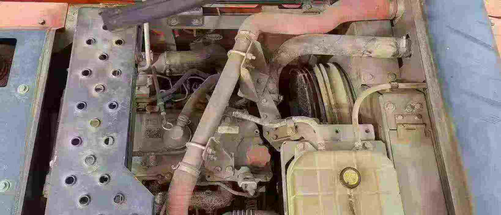 Buy Hitachi ZH200-5A Used Excavator / 4