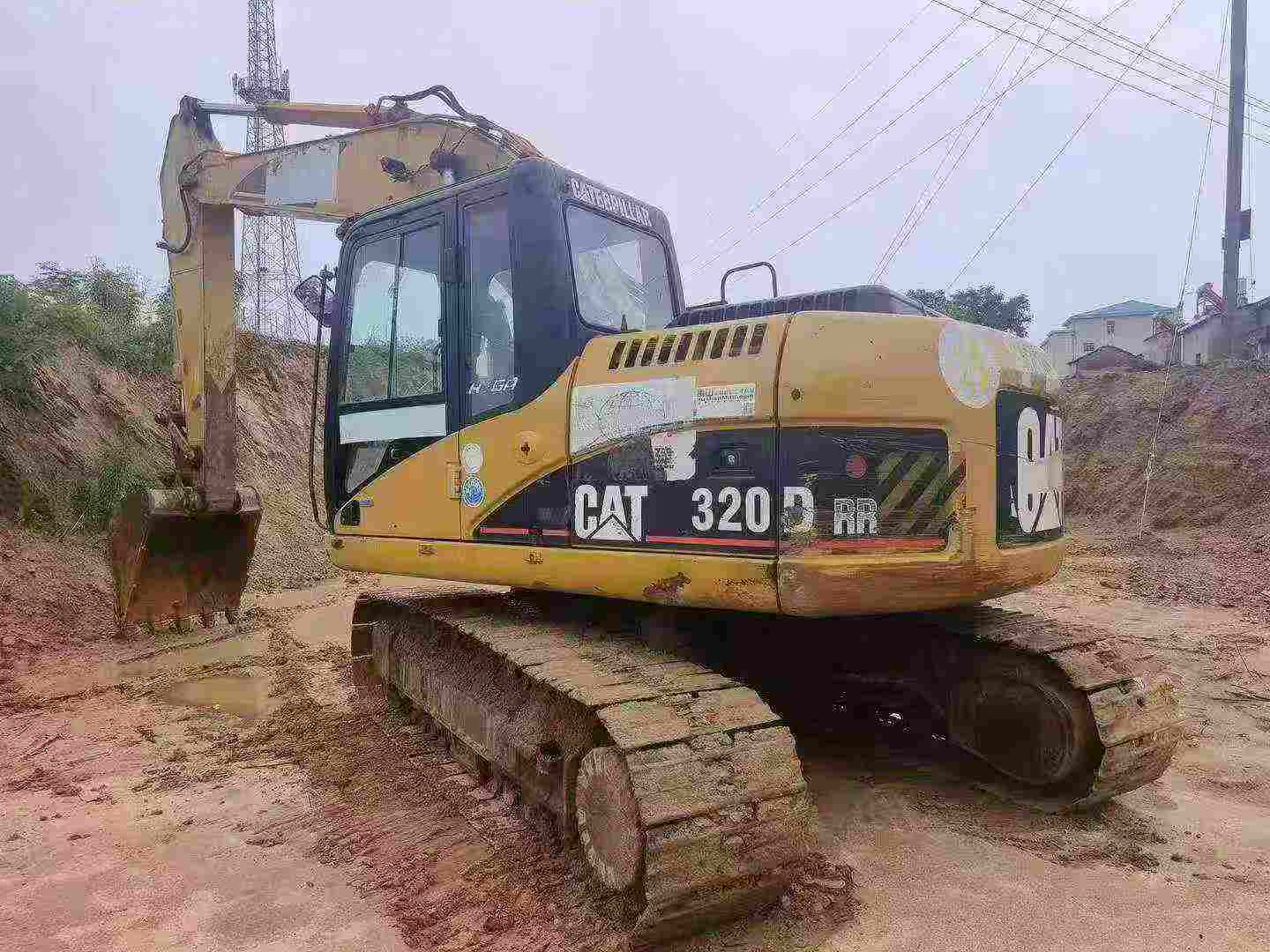 Buy Caterpillar 320D Used Excavator / 2