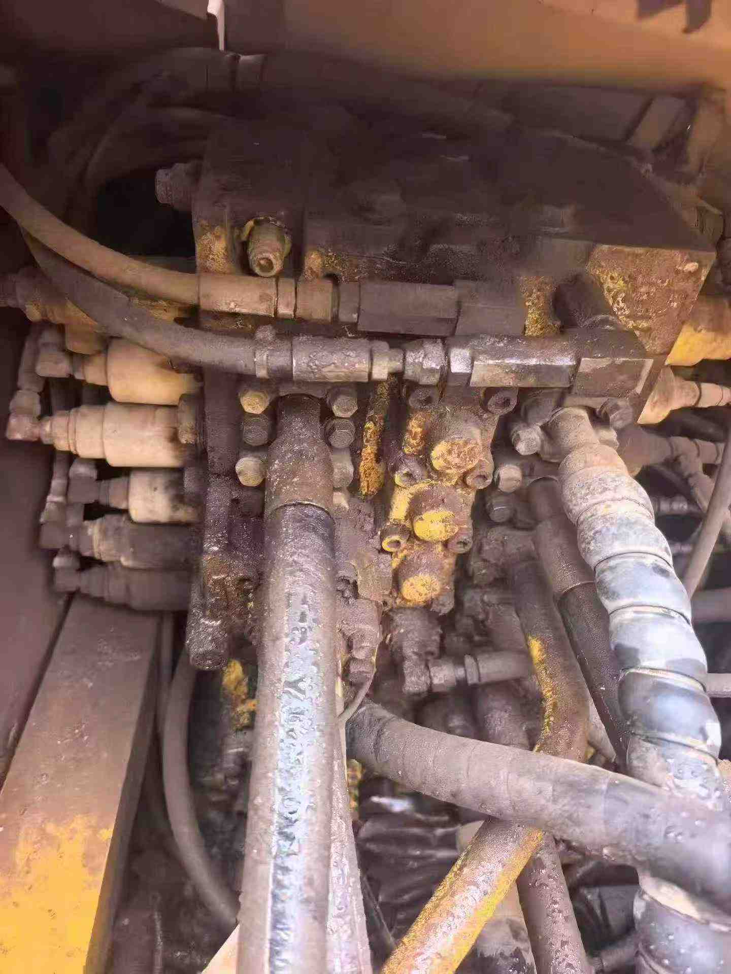 Buy Komatsu PC200-8 Used Excavator / 7 Buy Komatsu PC200-8 Used Excavator / 7