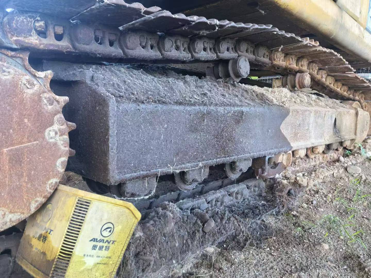 Buy Komatsu PC220-7 Used Excavator / 5 Buy Komatsu PC220-7 Used Excavator / 5