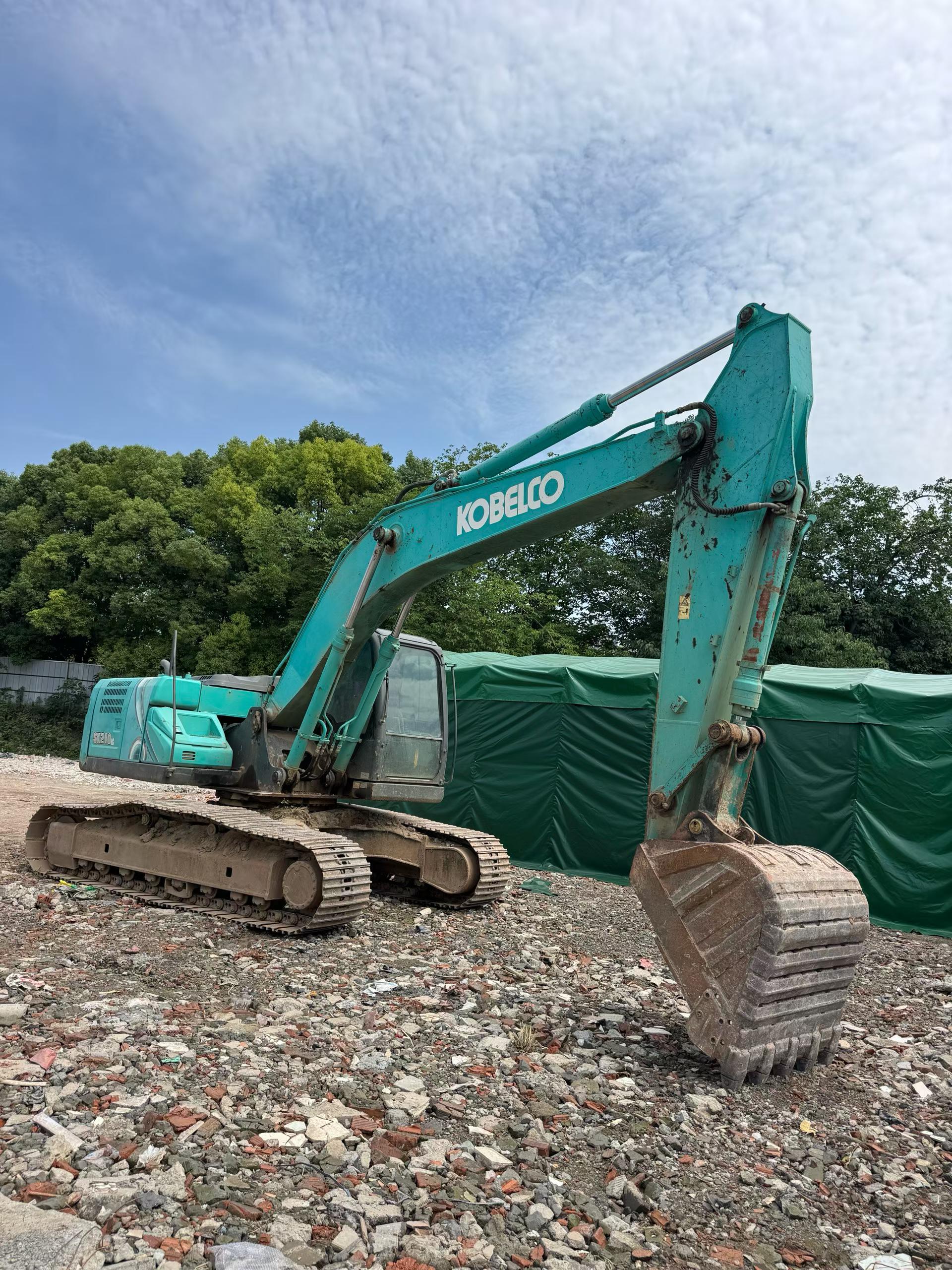 Buy Kobelco SK210 Used Excavator / 2