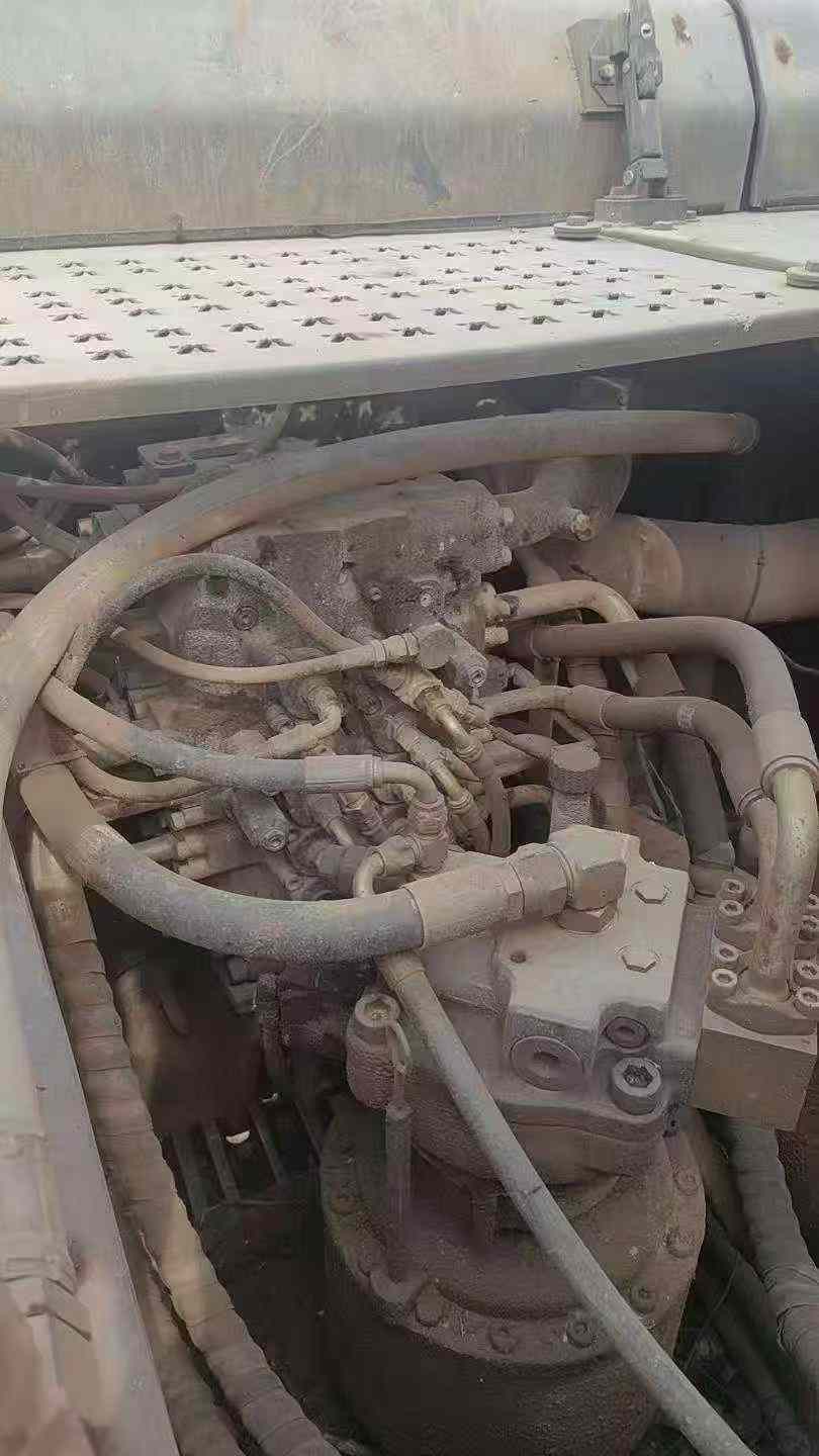 Buy Doosan DH215-7 Used Excavator / 4
