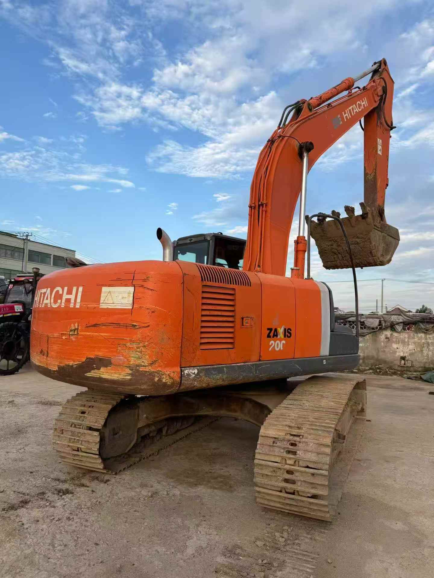 Buy Hitachi EX200-3 Used Excavator / 2