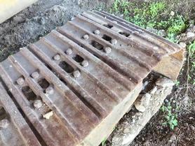 Buy Komatsu PC220-7 Used Excavator / 9 Buy Komatsu PC220-7 Used Excavator / 9