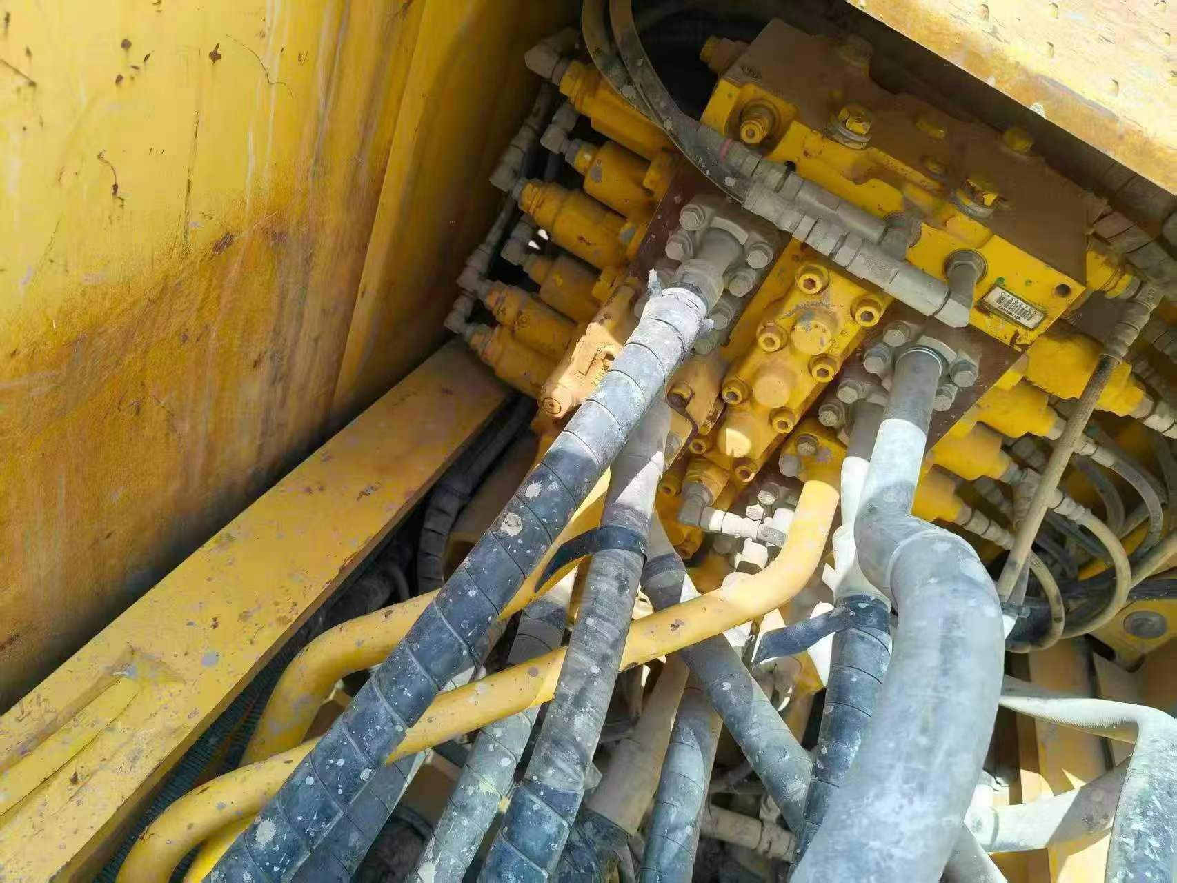 Buy Komatsu PC200 Used Excavator / 5