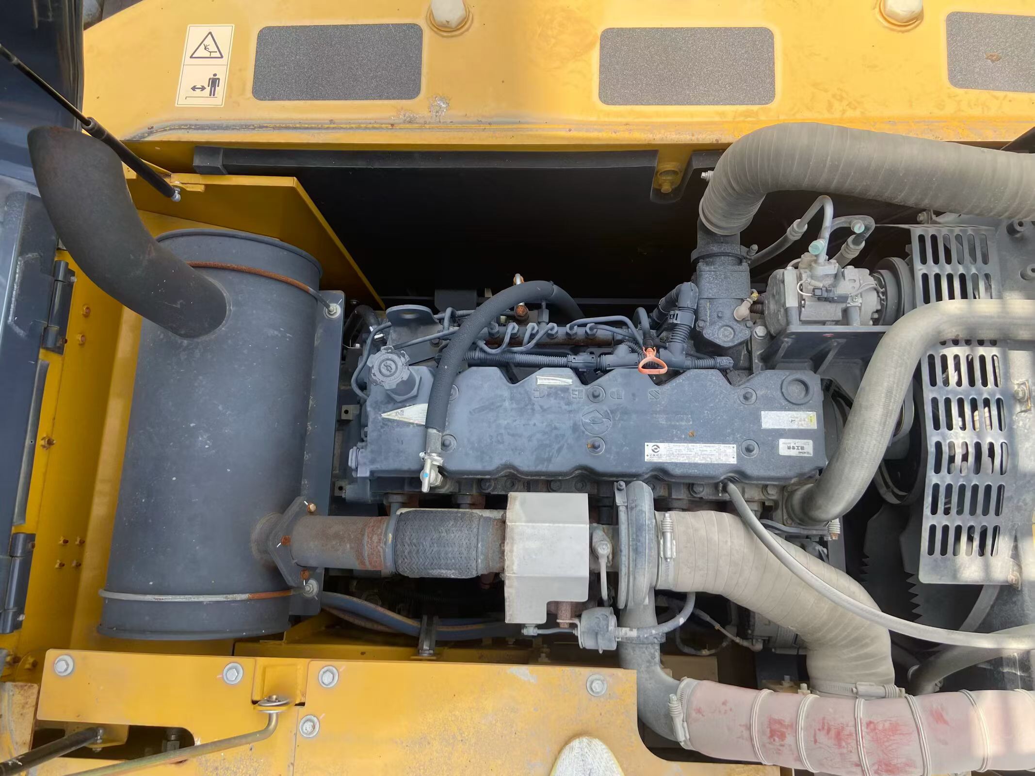شراء حفارة XCMG XE215 مستعملة / 6