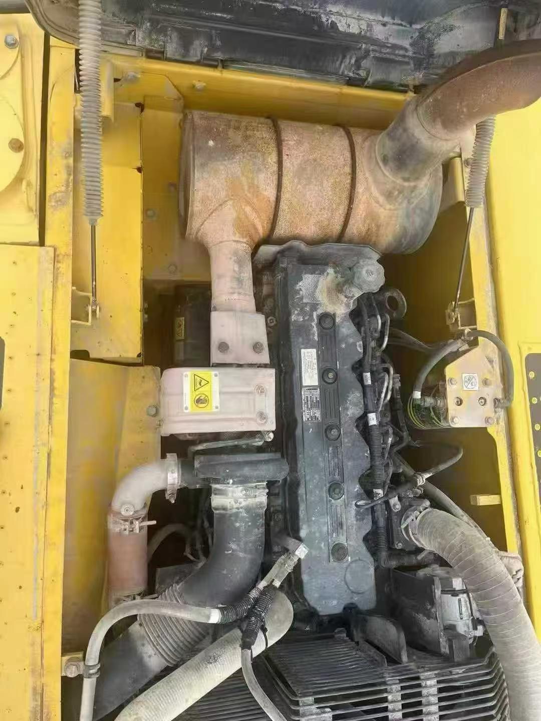 Buy Komatsu PC210-8 Used Excavator / 2