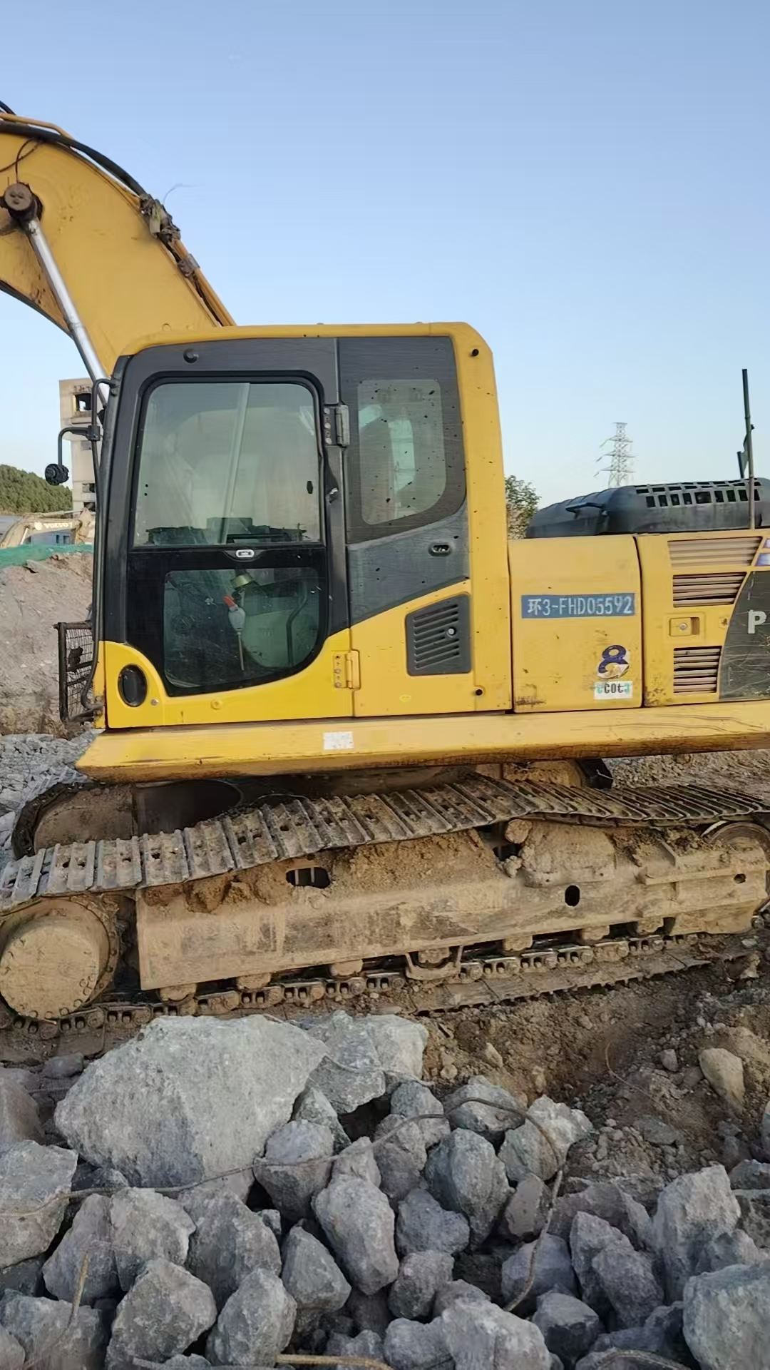 Buy Komatsu PC200-8 Used Excavator / 2