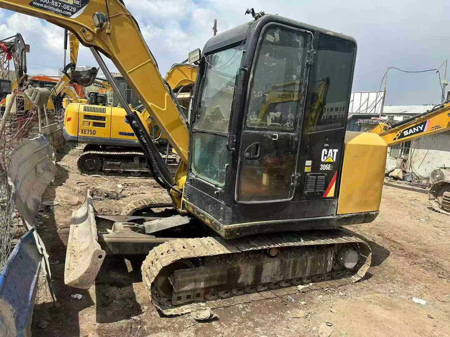 شراء حفارة Caterpillar 306D مستعملة / 4